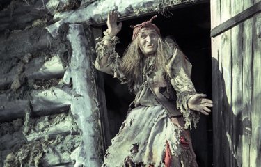 5 версий о национальности Бабы-Яги(4 фото + 1 гиф) 5 версий о национальности Бабы-Яги(4 фото + 1 гиф)