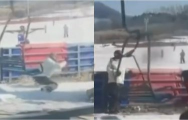 Канатная дорога внезапно ускорилась и заставила туристов прыгать в снег в Китае (1 фото + 1 видео) Канатная дорога внезапно ускорилась и заставила туристов прыгать в снег в Китае (1 фото + 1 видео)
