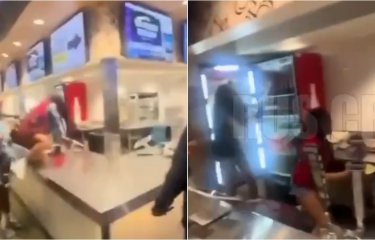 В кинотеатре во Флинте посетительницы устроили кражу из буфета (1 фото + 1 видео) В кинотеатре во Флинте посетительницы устроили кражу из буфета (1 фото + 1 видео)