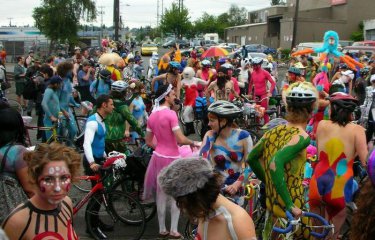 Голый велопробег London Naked Bike Ride 2010 (83 фото+видео) Голый велопробег London Naked Bike Ride 2010 (83 фото+видео)