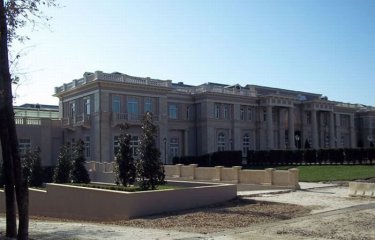 Миллиард на дворец чиновника. Тайны проекта "Юг" (48 фото) Миллиард на дворец чиновника. Тайны проекта "Юг" (48 фото)